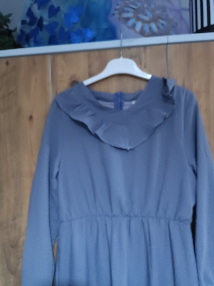 Gri Uzun Kollu Volanlı Uzun Elbise - Görsel 3