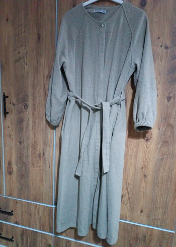 Bej Uzun Hamile Kabanı, Düğmeli, Rahat Kesim - Görsel 2