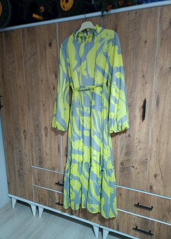 Sarı Gri Bağlama Desenli Uzun Elbise - Görsel 3