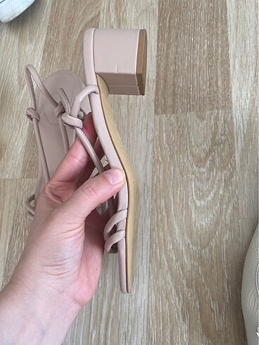 38 Beden ten rengi Renk h&m sandalet