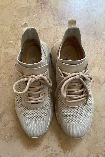 Derimod sneaker 37 numara bej