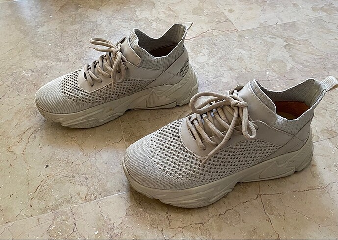 37 Beden Derimod sneaker 37 numara bej