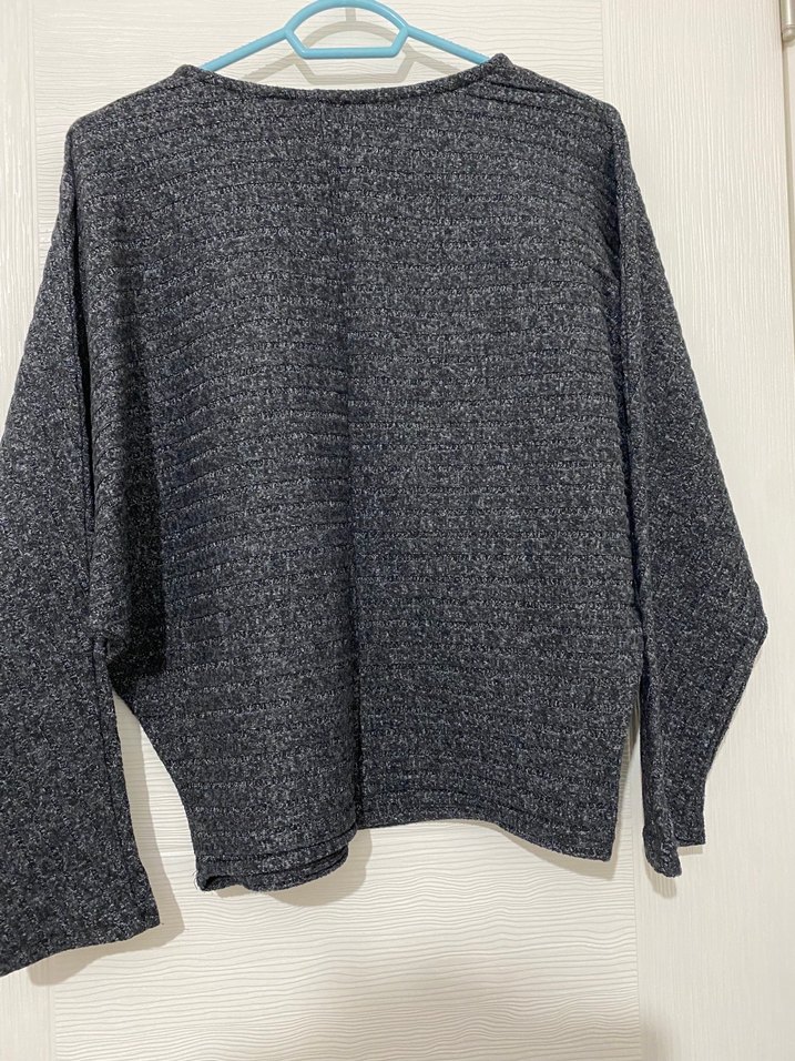 Gri Uzun Kollu Kadın Bluz - Görsel 2