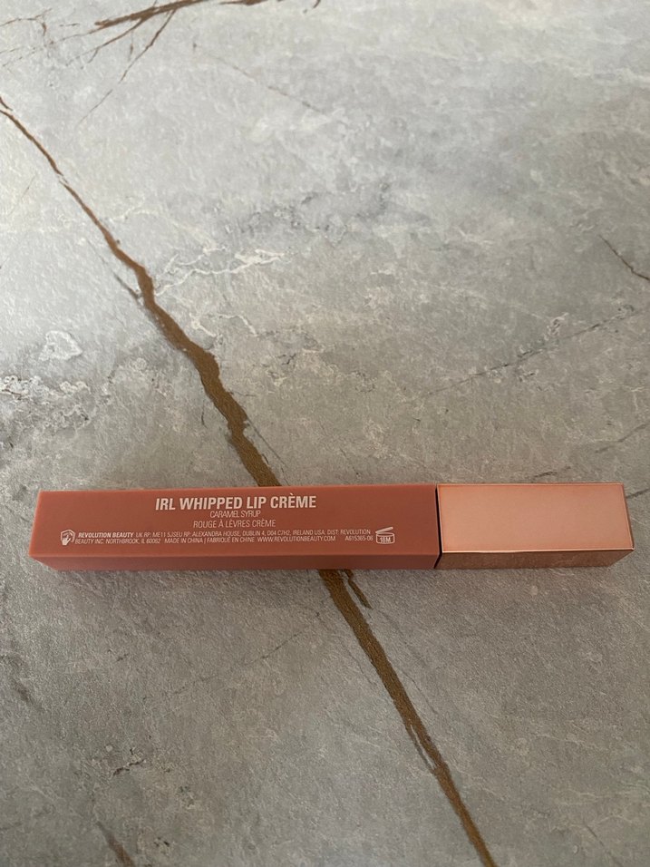 Revolution mat ruj - Görsel 2