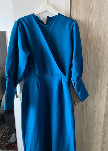 Uzun Kollu V Yaka Mavi Drapeli Elbise - Görsel 2