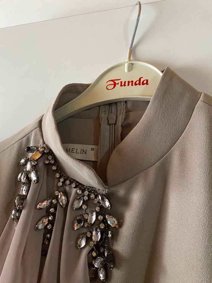 Tesettür Bej Uzun Abiye Elbise - Görsel 2