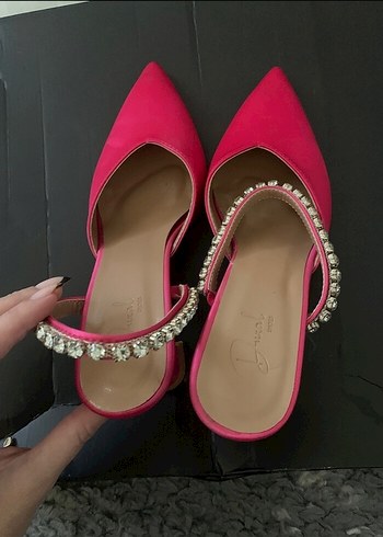 36 Beden pembe Renk Pembe Nakışlı Stiletto Topuklu Kadın Ayakkabı