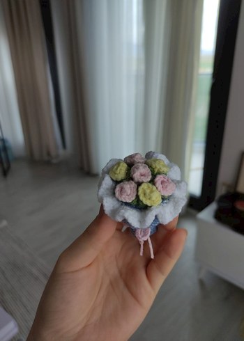 Minyatür Örgü Çiçek Buketi 
Instagram @dreamtoys__ - Görsel 3