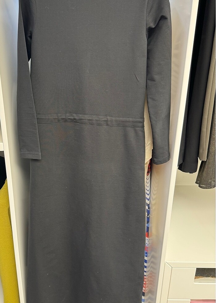 Uzun beli bağlamalı elbisel - Görsel 2