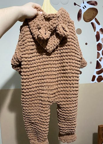 Kahverengi Kapüşonlu Örgü Bebek Tulumu - Görsel 4
