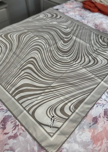 Gri Zebra Desenli Modern eşarp - Görsel 3