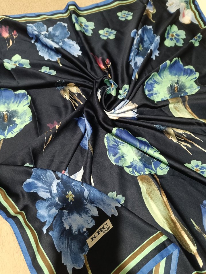 Çiçek Desenli Kadın Şal - Görsel 3