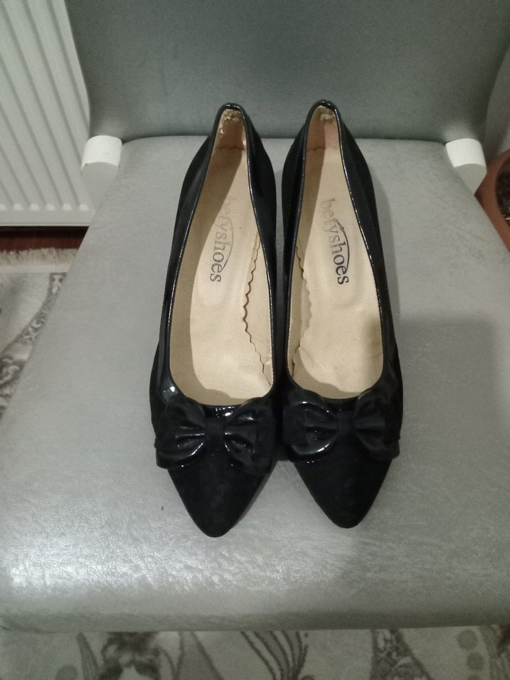 Siyah Fiyonklu Stiletto Topuklu Kadın Ayakkabı - Görsel 4