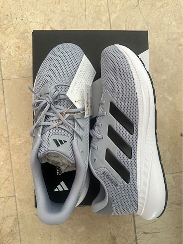 Adidas 42 Sıfır