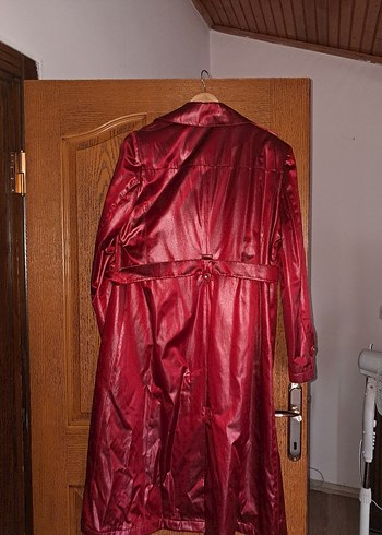 Kırmızı Uzun  Kadın Trençkot - Görsel 4