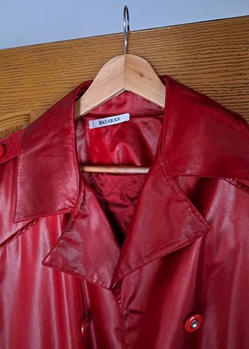 Kırmızı Uzun  Kadın Trençkot - Görsel 3