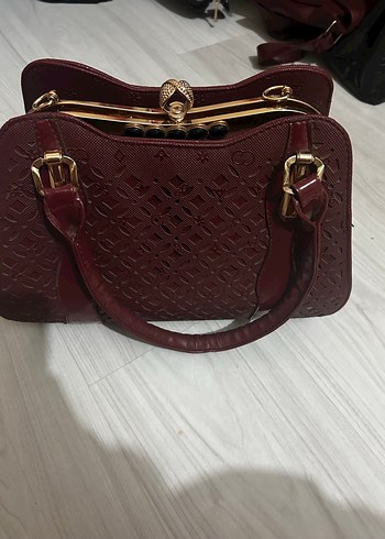 Bordo Deri Kadın Çanta, Tokalı, Yılan Desenli