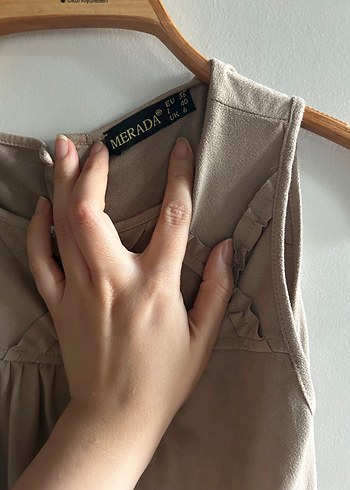 Diğer Bej Kolsuz Midi Tunik