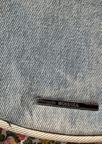 BERSHKA Zincir Detaylı Pastel Mavi Denim Kadın Çanta - Görsel 2