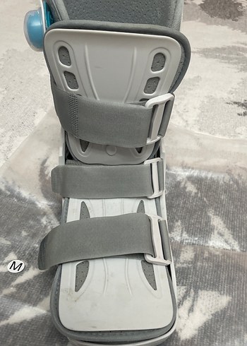 Gri Kayışlı Motosiklet Dizliği - Görsel 5