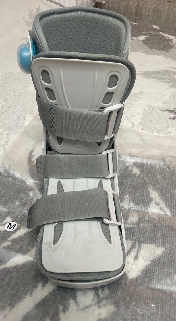 Gri Kayışlı Motosiklet Dizliği - Görsel 5