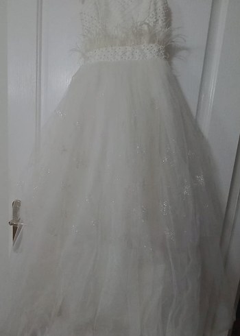 Beyaz Straplez Prenses Gelinlik - Görsel 4