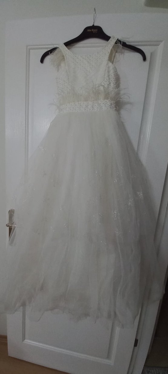 Beyaz Straplez Prenses Gelinlik - Görsel 4