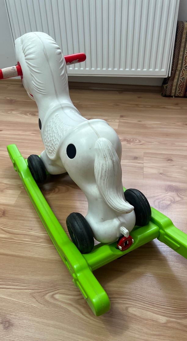 Beyaz ve Renkli Atlı Çocuk Oyuncağı - Görsel 4