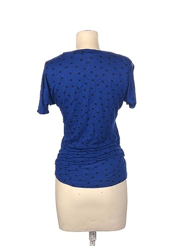 m Beden Mango Bluz %70 İndirimli.