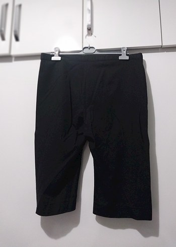 Siyah Mini Keten Kadın Kapri Pantolon - Görsel 2