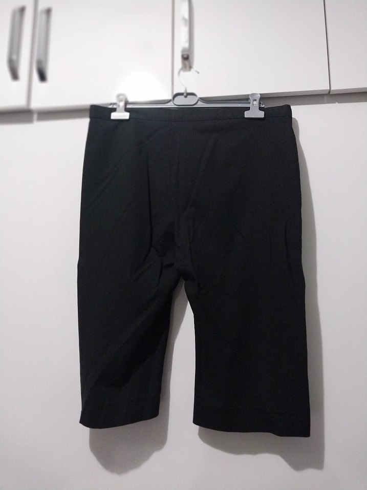 Siyah Mini Keten Kadın Kapri Pantolon - Görsel 2