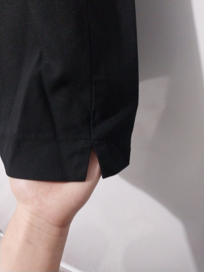 Siyah Mini Keten Kadın Kapri Pantolon - Görsel 3