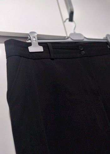 Düğmeli Siyah Kadın Kumaş Pantolon - Görsel 4