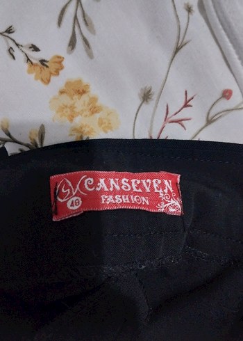 Düğmeli Siyah Kadın Kumaş Pantolon - Görsel 5