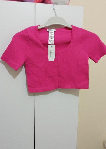 Pembe Kısa Kollu Crop Top