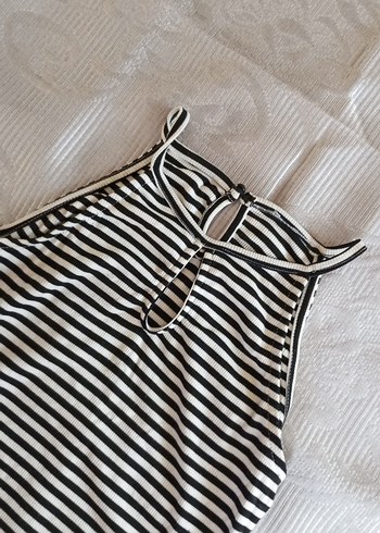 Trendyol & Milla Düğmeli Çizgili Yüksek Yakalı Crop Top