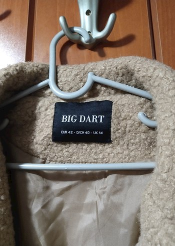 Düğmeli Bej Kadın Kaban - Görsel 3