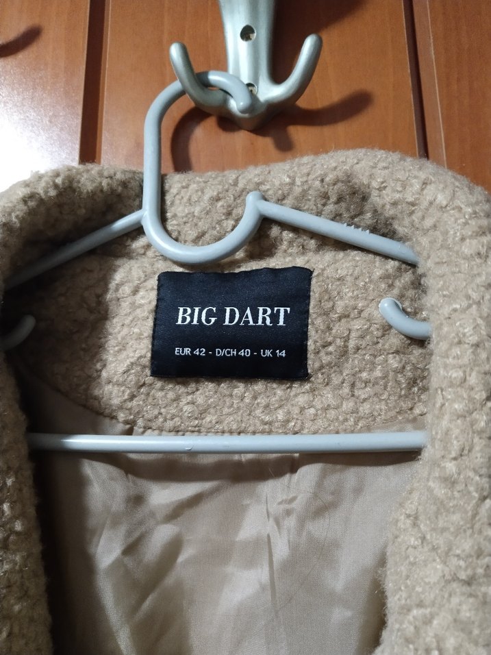 Düğmeli Bej Kadın Kaban - Görsel 3