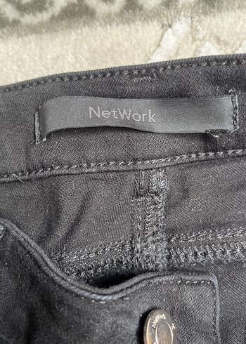 Kadın Siyah Kemerli Dar Kesim Midi Kot Pantolon - Görsel 2