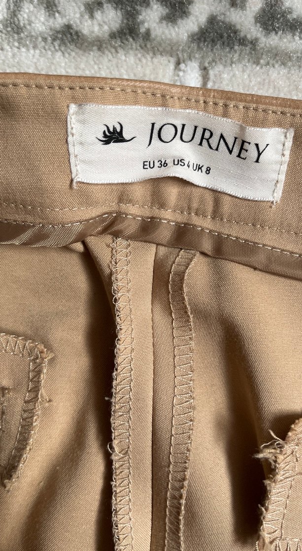 Bej Kadın Pilili Ofis Kumaş Pantolon - Görsel 2