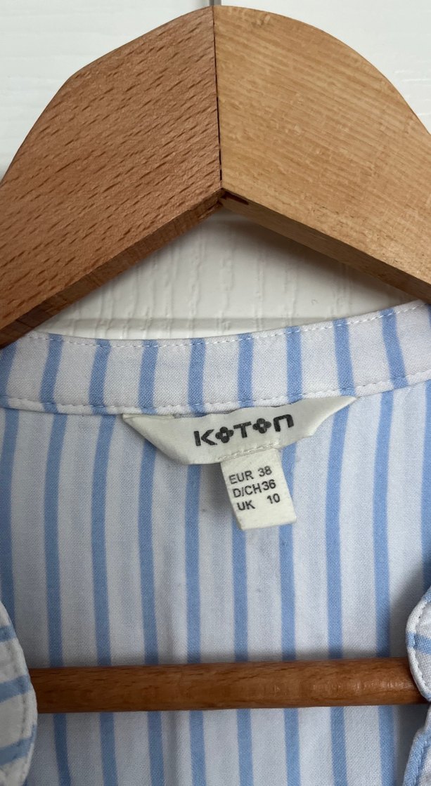 Mavi Çizgili V Yakalı Gömlek - Görsel 2