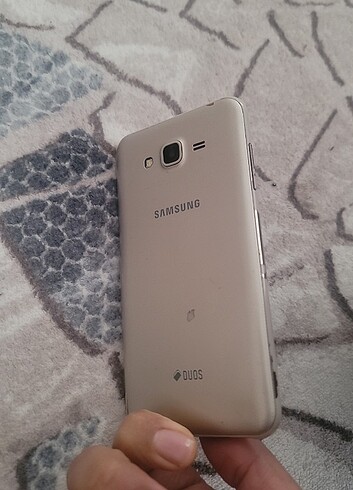 Samsung Galaxy 7j core