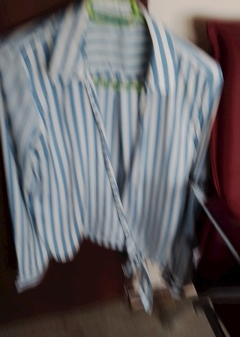 Mavi Çizgili Kadın Gömlek - Görsel 3