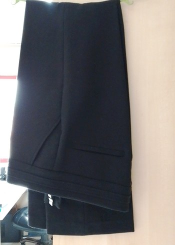 Kadın Siyah Pilili Kumaş Pantolon - Görsel 2