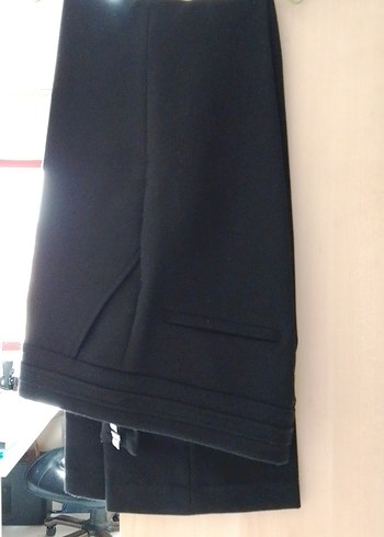 Kadın Siyah Pilili Kumaş Pantolon - Görsel 3