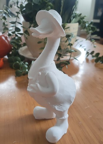 Beyaz Ördek Figürü