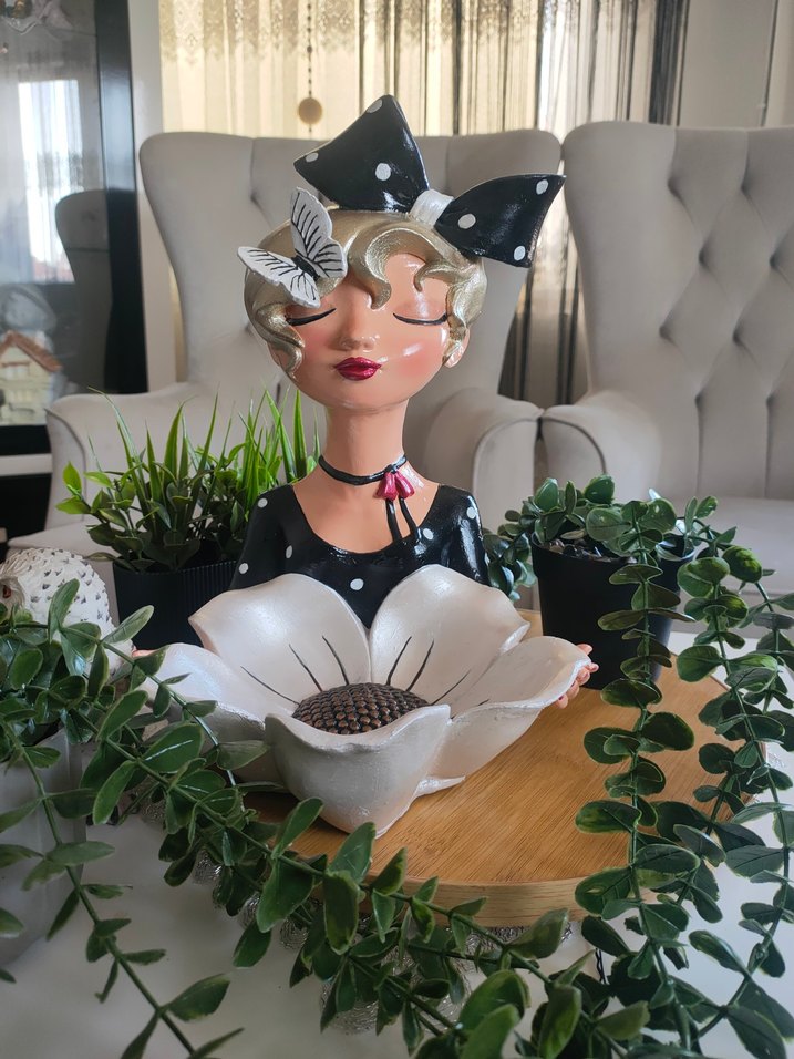 Puantiye Desenli Siyah Biblo - Görsel 2