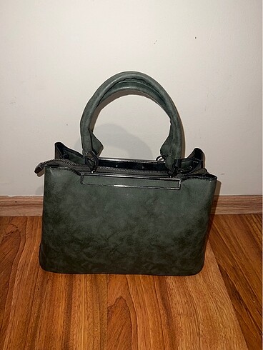 Yeşil çanta - Görsel 3