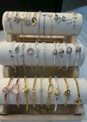 Altın Renk Zincir Detaylı Minimalist Bileklik - Görsel 5