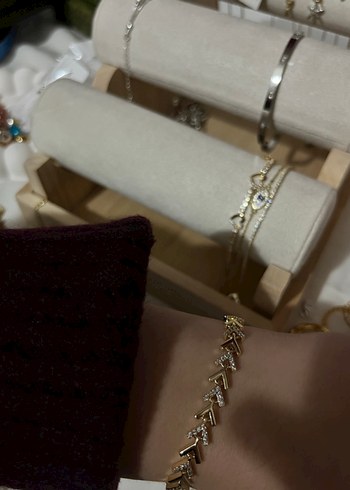 Pandora Gold Zincir Detaylı Kadın Bileklik - Görsel 2